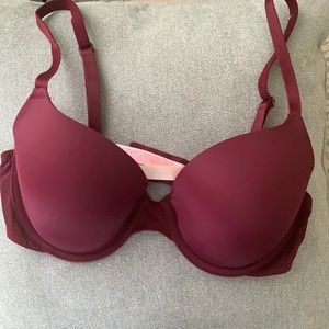 Victoria’s Secret bra size 36C